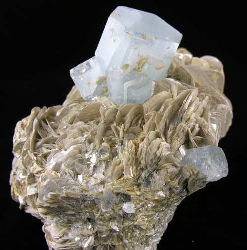 Aquamarine on Muscovite - Mineral Specimen - prettyrock.com