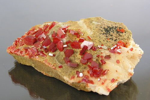 Vanadinite - 661ct Mineral Specimen - prettyrock.com