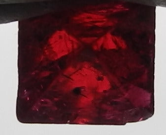 Noble Red Spinel - 1.01ct - Hand Select Gem Rough - prettyrock.com
