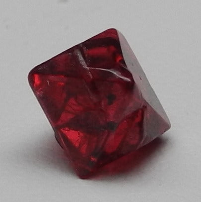 noble red spinel - 1.81ct - Hand Select Gem Rough - prettyrock.com