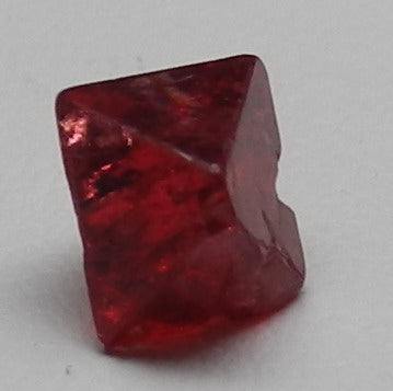 Noble Red Spinel - 1.32ct - Hand Select Gem Rough - prettyrock.com