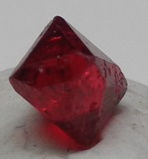 Noble Red Spinel - 0.58ct - Hand Select Gem Rough - prettyrock.com