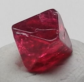 Noble Red Spinel - 1.47ct - Hand Select Gem Rough - prettyrock.com