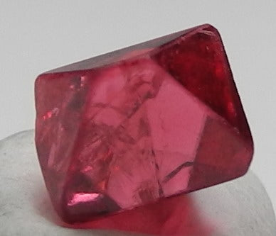 Noble Red Spinel - 1.53ct - Hand Select Gem Rough - prettyrock.com