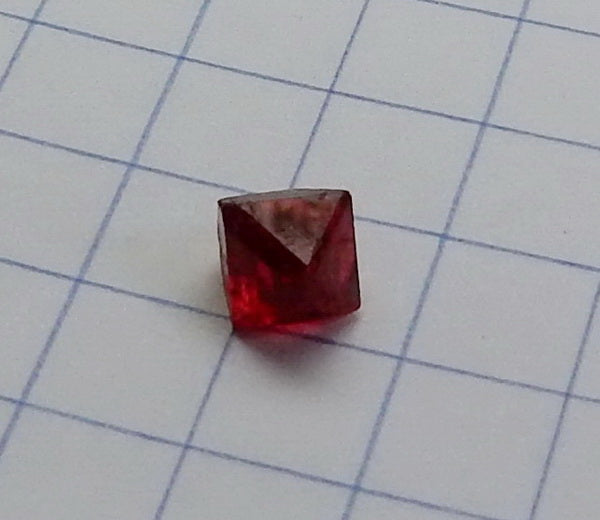 Noble Spinel - 1.32ct - Hand Select Gem Rough - prettyrock.com