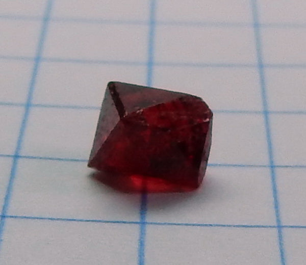 Noble Spinel - 1.32ct - Hand Select Gem Rough - prettyrock.com