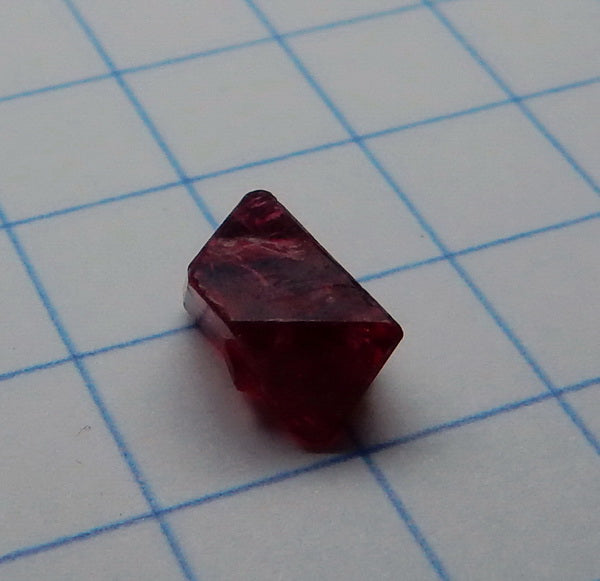 Noble Spinel - 1.47ct - Hand Select Gem Rough - prettyrock.com