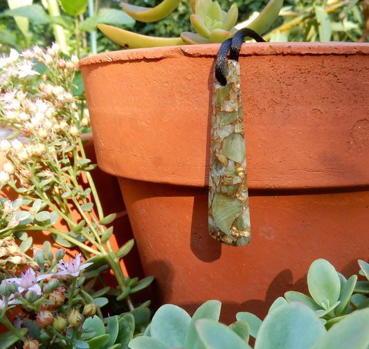 Peridot and Bronze Cabochon Pendant - 38.7 ct - prettyrock.com