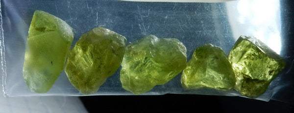 Peridot - 23.38ct - Hand Select Gem Rough - prettyrock.com