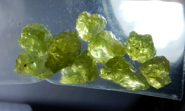 Peridot - 25.52ct - Hand Select Gem Rough - prettyrock.com