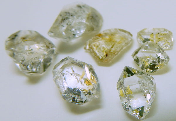 Petroleum Included Quartz - 9.22ct - Hand Select Gem Rough - prettyrock.com