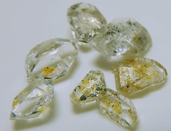 Petroleum Included Quartz - 9.22ct - Hand Select Gem Rough - prettyrock.com