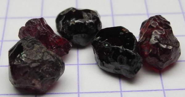 Pyrope Garnet - 8.42ct - Hand Select Gem Rough - prettyrock.com