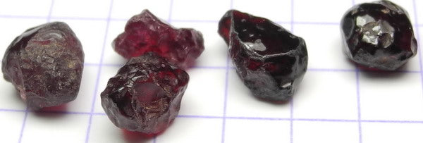 Pyrope Garnet - 8.42ct - Hand Select Gem Rough - prettyrock.com