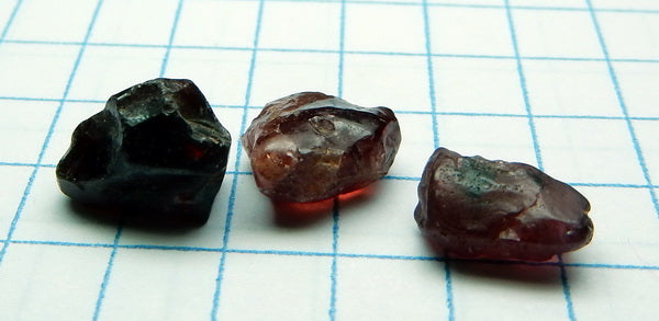 Pyrope Garnet - 6.06ct - Hand Select Gem Rough - prettyrock.com