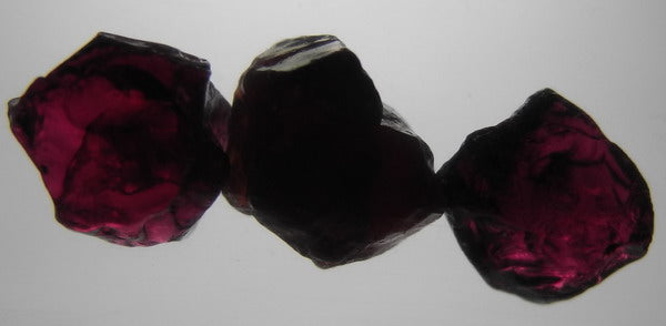 Pyrope Garnet - 4.42ct - Hand Select Gem Rough - prettyrock.com