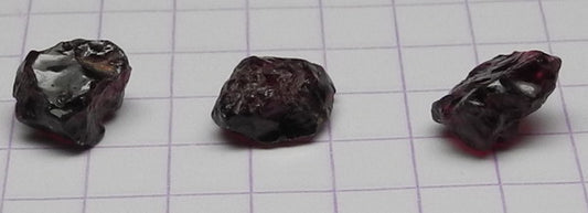 Pyrope Garnet - 5.64ct - Hand Select Gem Rough - prettyrock.com