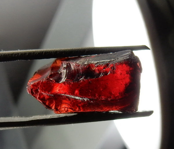 Pyrope Garnet - 12.57ct - Hand Select Gem Rough - prettyrock.com