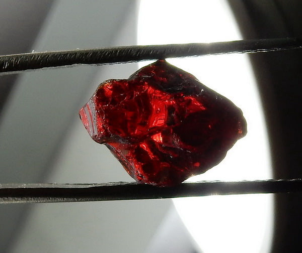 Pyrope Garnet - 10.71ct - Hand Select Gem Rough - prettyrock.com