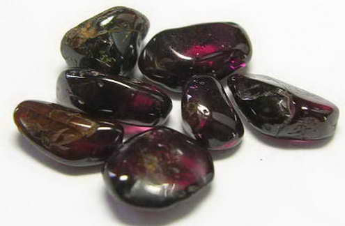 Rhodolite Garnet - 8.16ct - Hand Select Gem Rough - prettyrock.com
