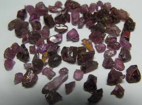 Rhodolite Garnet - 55.36ct - Hand Select Gem Rough - prettyrock.com