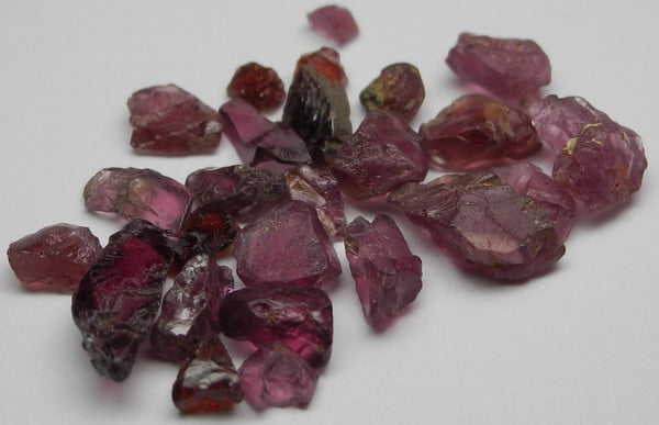 NC Rhodolite Garnet - 21.5ct - Hand Select Gem Rough - prettyrock.com