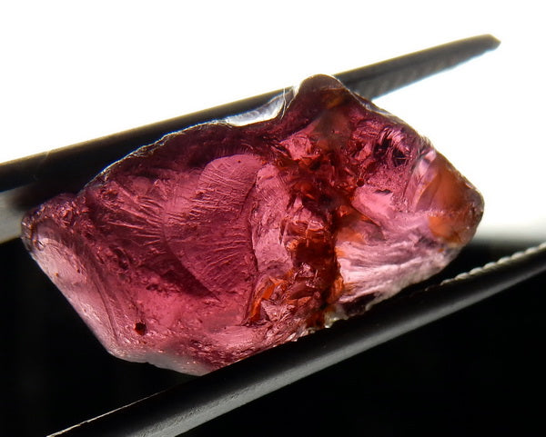 Rhodolite Garnet - 12.82ct - Hand Select Gem Rough - prettyrock.com