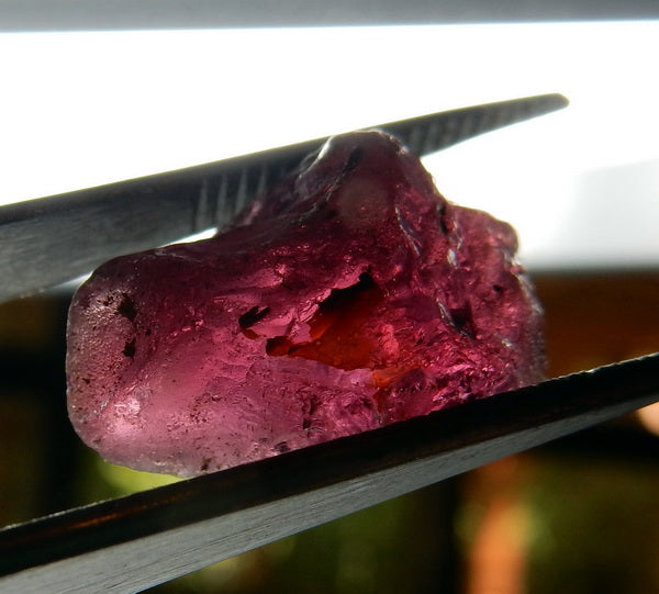 Rhodolite Garnet - 14.19ct - Hand Select Gem Rough - prettyrock.com