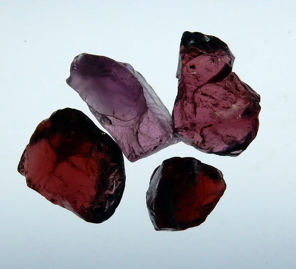 Rhodolite Garnet - 22ct - Hand Select Gem Rough - prettyrock.com