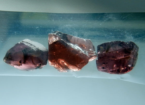 Rhodolite Garnet - 13.47ct - Hand Select Gem Rough - prettyrock.com