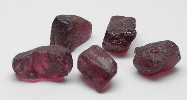 Rhodolite Garnet - 22.36ct - Hand Select Gem Rough - prettyrock.com