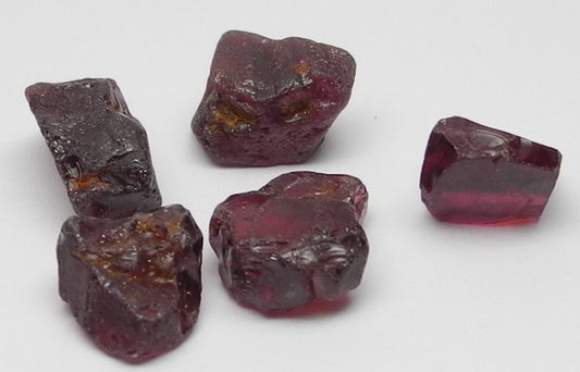 Rhodolite Garnet - 27.32ct - Hand Select Gem Rough - prettyrock.com