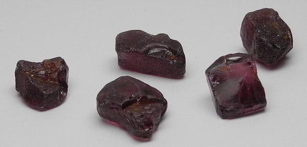 Rhodolite Garnet - 27.32ct - Hand Select Gem Rough - prettyrock.com