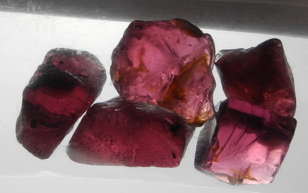 Rhodolite Garnet - 27.32ct - Hand Select Gem Rough - prettyrock.com