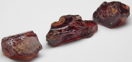 Rhodolite Garnet - 33.2ct - Hand Select Gem Rough - prettyrock.com