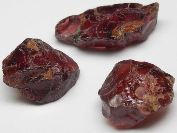 Rhodolite Garnet - 33.2ct - Hand Select Gem Rough - prettyrock.com