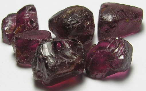 Rhodolite Garnet - 24.13ct - Hand Select Gem Rough - prettyrock.com