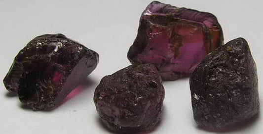 Rhodolite Garnet - 21.1ct - Hand Select Gem Rough - prettyrock.com