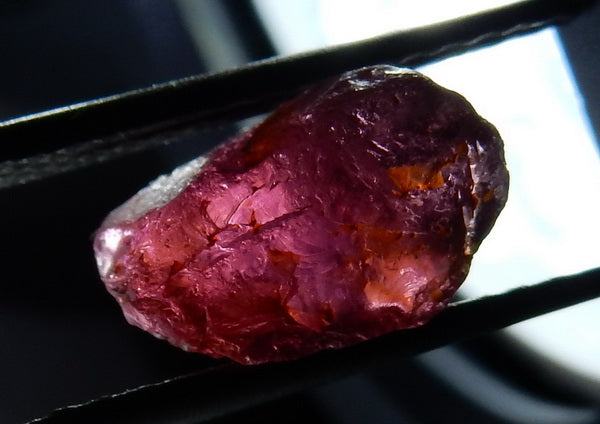 Rhodolite Garnet - 16.47ct - Hand Select Gem Rough - prettyrock.com