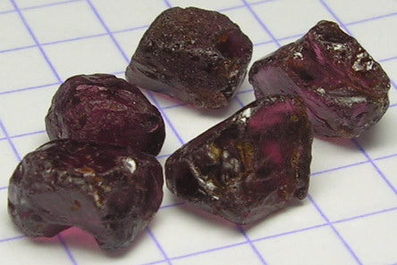 Rhodolite Garnet - 12.13ct - Hand Select Gem Rough - prettyrock.com