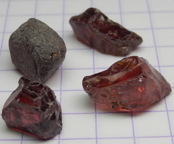 Rhodolite Garnet - 18.95ct - Hand Select Gem Rough - prettyrock.com