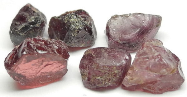 Rhodolite Garnet - 14.5ct - Hand Select Gem Rough - prettyrock.com