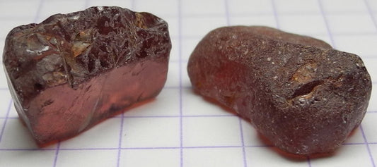 Rhodolite Garnet - 26.6ct - Hand Select Gem Rough - prettyrock.com