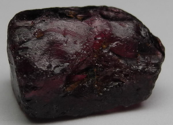 Rhodolite Garnet - 14.25ct - Hand Select Gem Rough - prettyrock.com