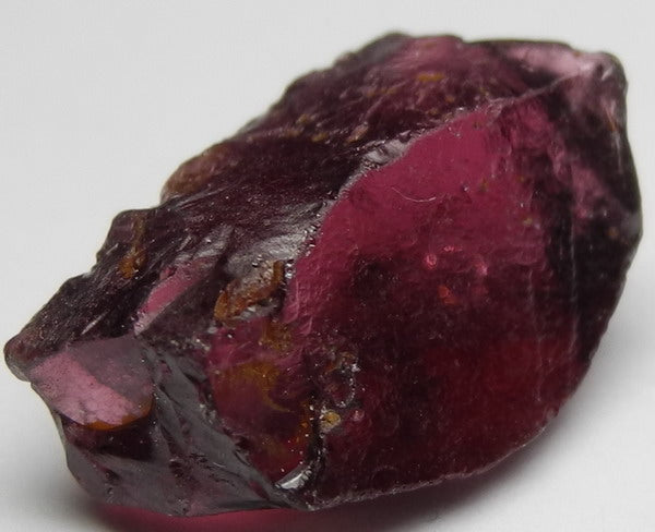 Rhodolite Garnet - 11.5ct - Hand Select Gem Rough - prettyrock.com