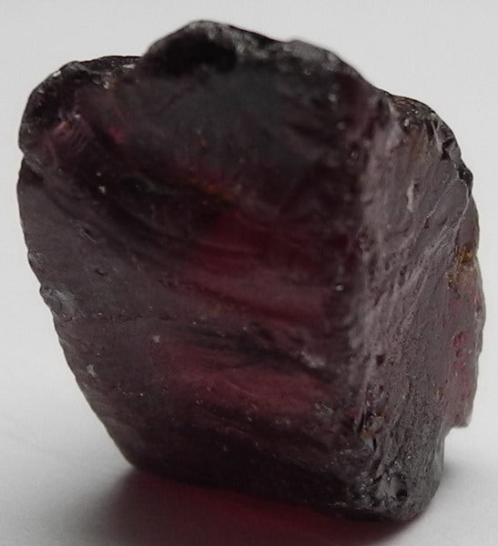 Rhodolite Garnet - 15.15ct - Hand Select Gem Rough - prettyrock.com