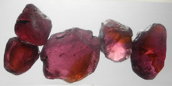 Rhodolite Garnet - 25.59ct - Hand Select Gem Rough - prettyrock.com