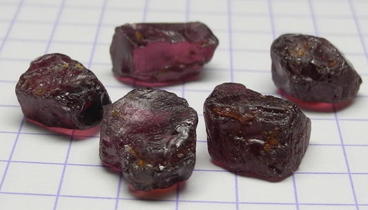 Rhodolite Garnet - 25.7ct - Hand Select Gem Rough - prettyrock.com