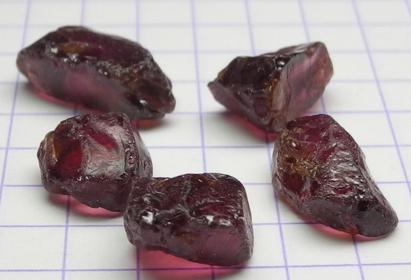 Rhodolite Garnet - 23.96ct - Hand Select Gem Rough - prettyrock.com