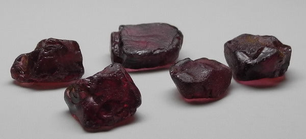 Rhodolite Garnet - 26.24ct - Hand Select Gem Rough - prettyrock.com